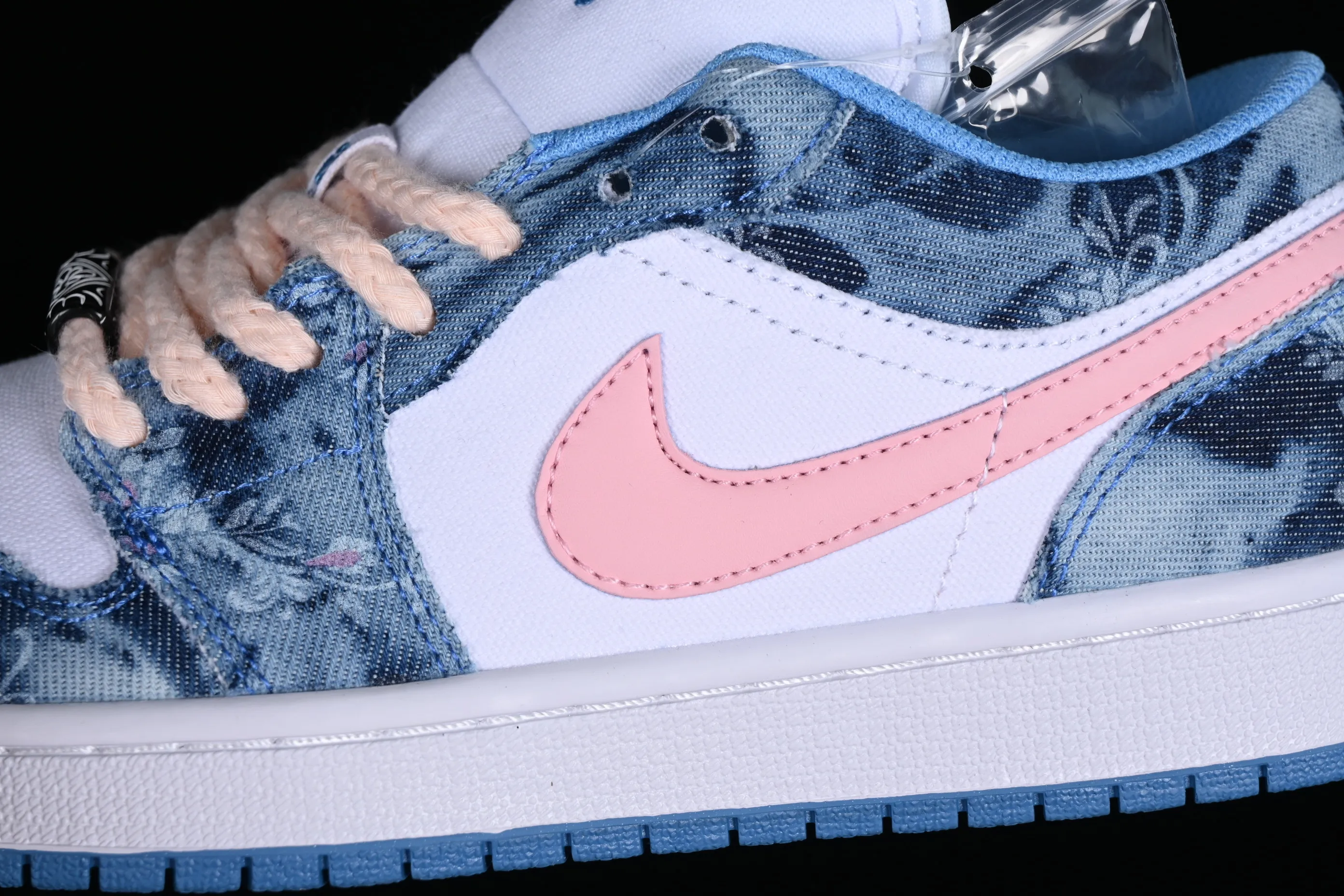 All categories Air Jordan Jordan series basketball shoes Air Jordan 1 Low Z version Air Jordan 1 Low "Washed Denim" AJ1 Joe 1 denim pink hook washed denim low-top casual sneakers DM8947-100